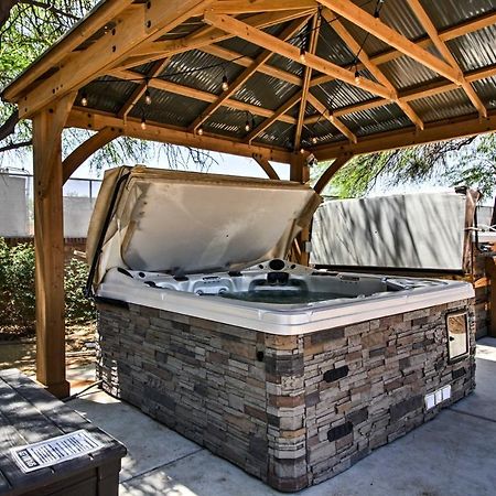 Pet-Friendly Tucson Casita Shared Hot Tub And Porch Villa Luaran gambar