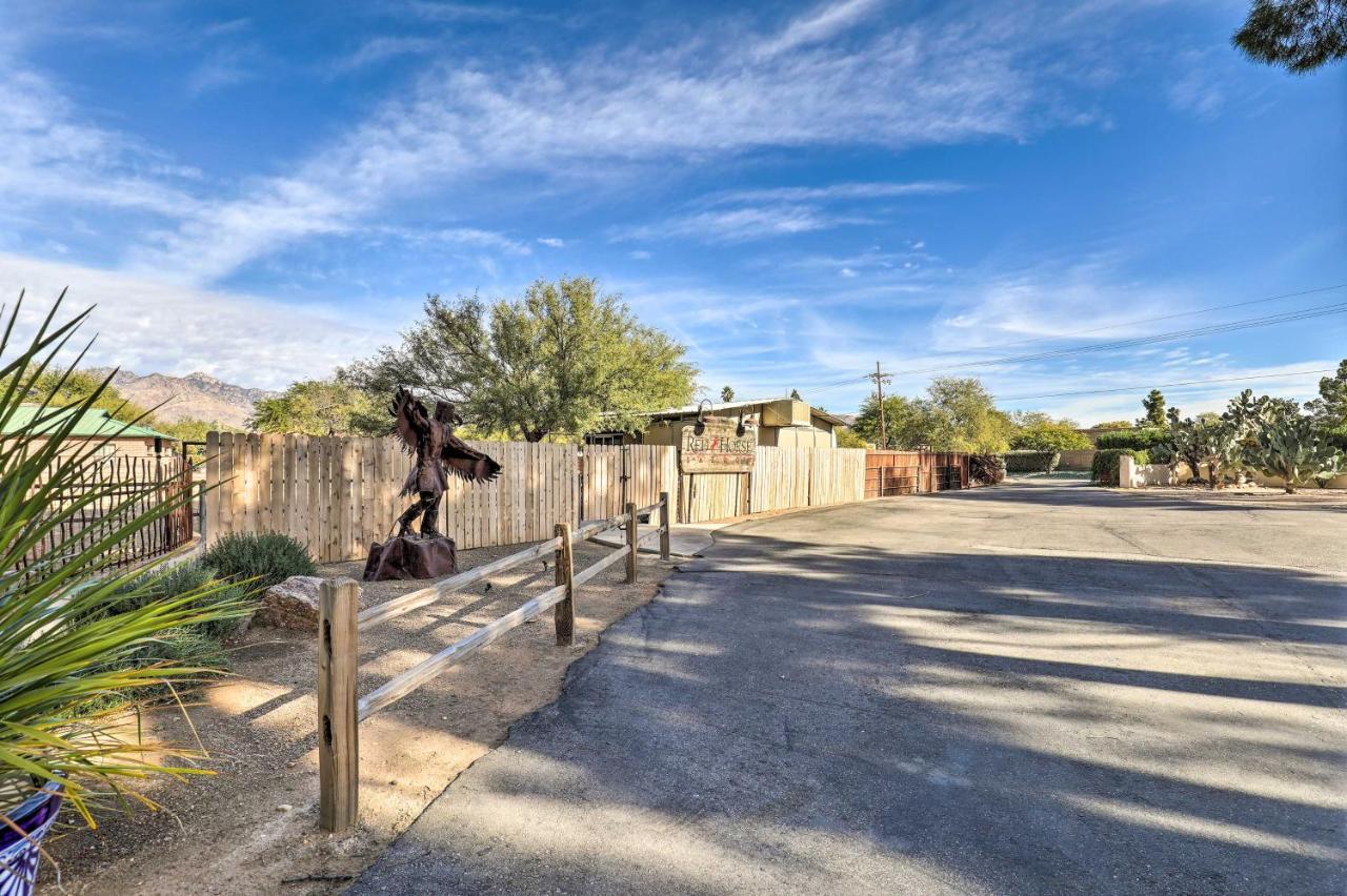Pet-Friendly Tucson Casita Shared Hot Tub And Porch Villa Luaran gambar
