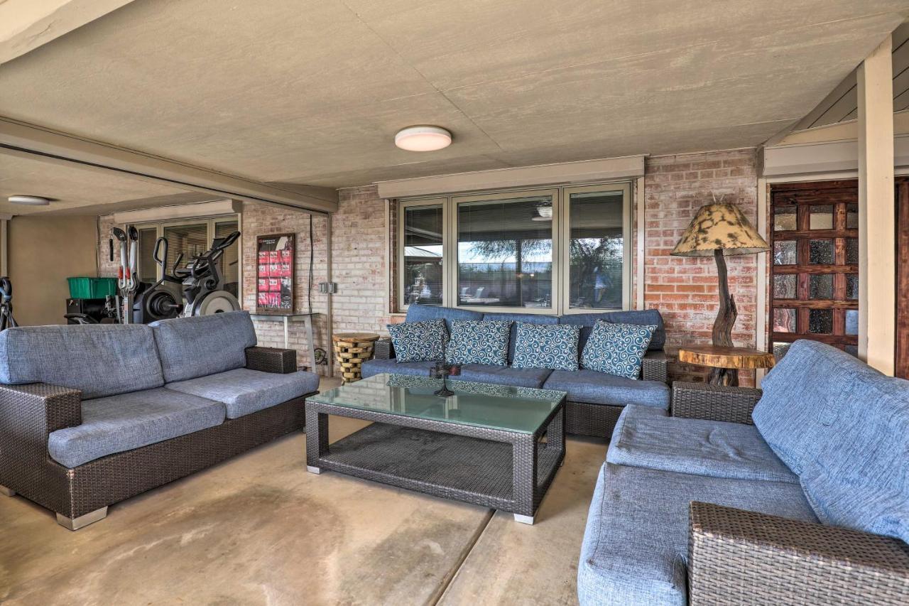 Pet-Friendly Tucson Casita Shared Hot Tub And Porch Villa Luaran gambar