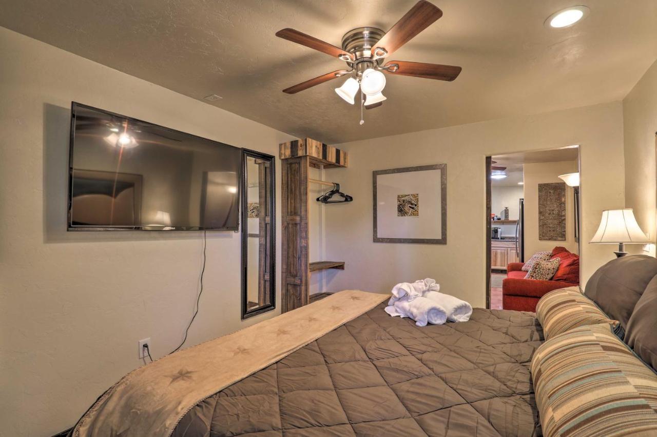 Pet-Friendly Tucson Casita Shared Hot Tub And Porch Villa Luaran gambar